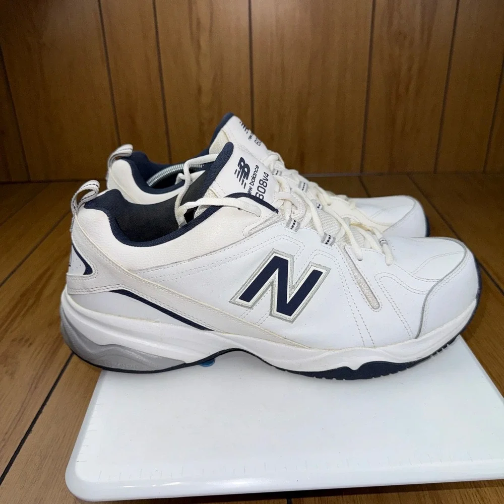 New Balance 608v4 Mens White Navy Leather Training Shoes MX608V4W Size 15 4E